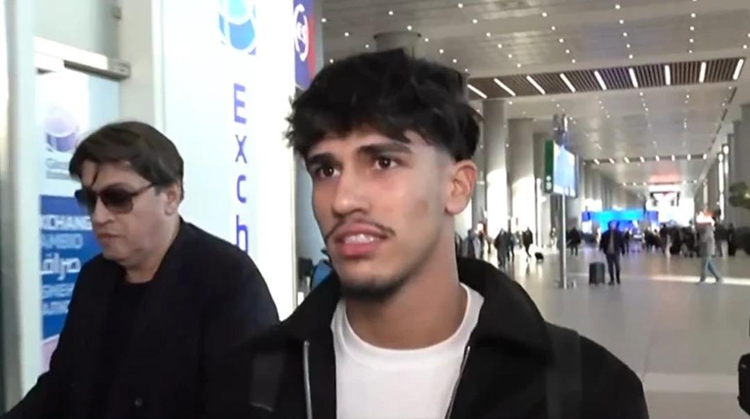 Galatasaray a "takip" attı, Fenerbahçe ile görüştü, Galatasaray a imzayı atıyor! 1