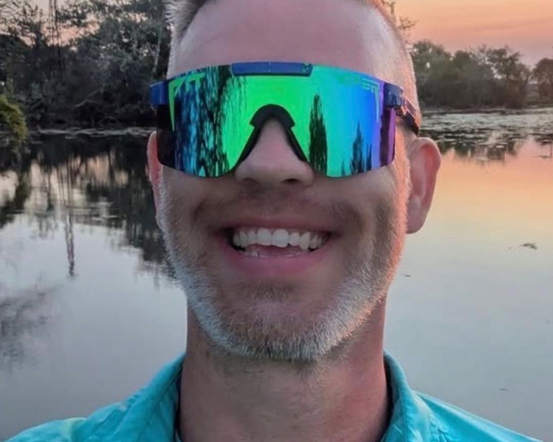 Trump a  pedofili koruyucu  demişti! O iş&ccedil;i i&ccedil;in dudak u&ccedil;uklatan bağış 1