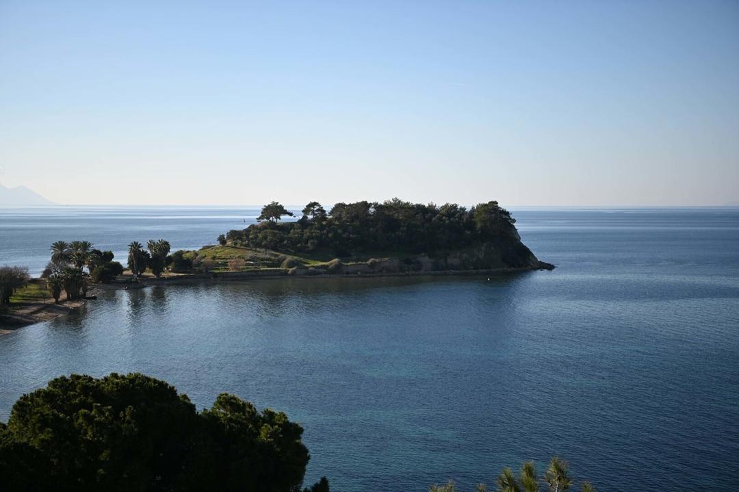 Deniz geri &ccedil;ekildi, Roma d&ouml;nemine ait tarih ortaya &ccedil;ıktı! 1