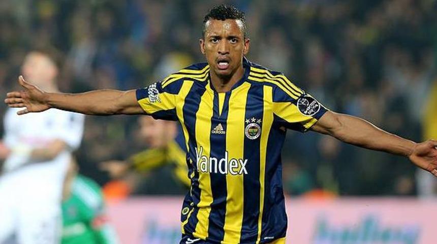 Lazio Luis Nani'yi g&ouml;nderiyor