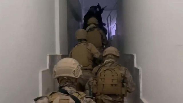 İzmir de insan ticareti operasyonu; 4 tutuklama 1