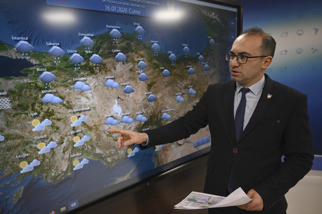 Hafta sonuna dikkat! Soğuk ve yağışlı hava etkisini s&uuml;rd&uuml;recek! İstanbul da 3 g&uuml;n yağış var 1