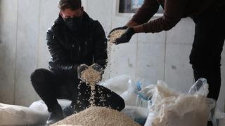 Son dakika: Suriye-Irak sınırında 2,5 milyon adet uyuşturucu hap ele ge&ccedil;irildi