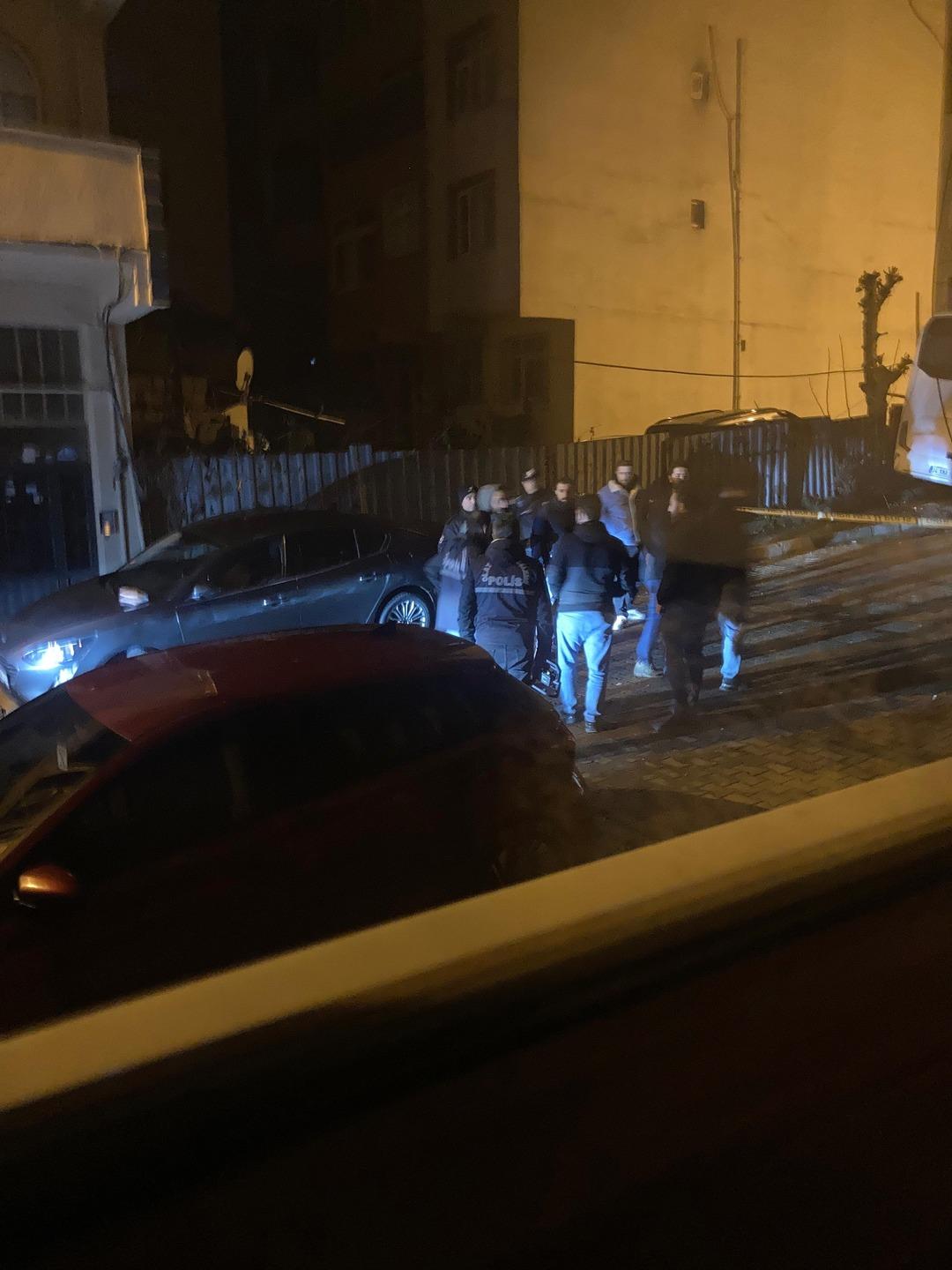 İstanbul da korkunç cinayet! Yurtdışına kaçmak isteyen arkadaşı tarafından otomobilde öldürüldü 1