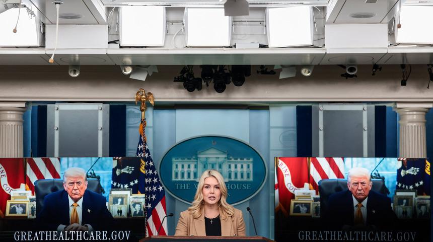 Beyaz Saray'dan İran a&ccedil;ıklaması: "800 idam durduruldu, t&uuml;m se&ccedil;enekler masada"