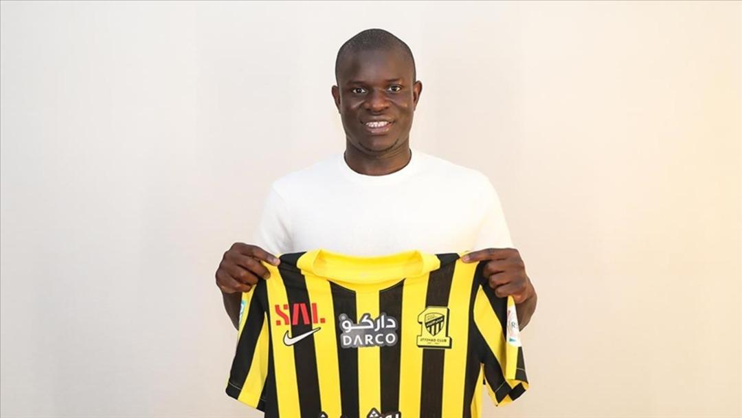 Gece yarısı herkesin konuştuğu kare! Fenerbah&ccedil;e imza i&ccedil;in gitti 1