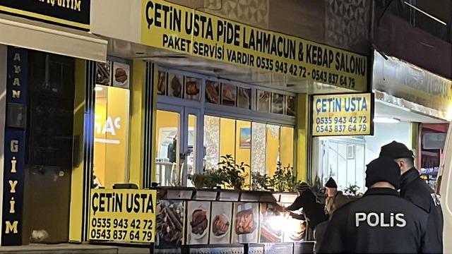 Gebze'de kebapçıya kurşun yağdırdılar: 2 yaralı