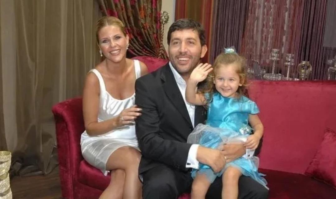 Emine &Uuml;n ve Emre Kınay'ın kızları Duru davette boy g&ouml;sterdi! 'Annesinin tıpkısı' 