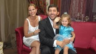 Emine Ün ve Emre Kınay'ın kızları Duru davette boy gösterdi! 'Annesinin tıpkısı' 