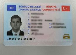 Bankalar yeni ehliyetleri kimlik olarak kabul etmiyor