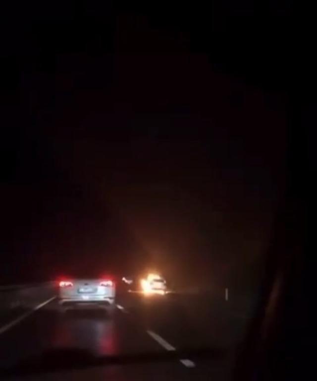 Bursa&rsquo;da otomobiller alev topuna d&ouml;nd&uuml; 2