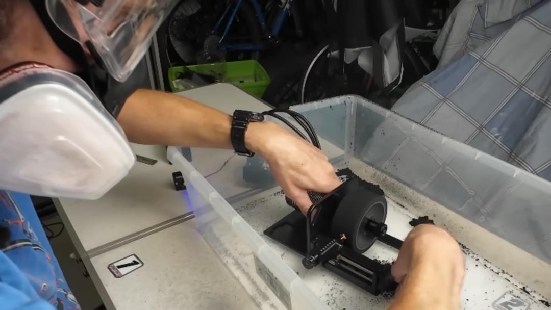 Ger&ccedil;ek arabaları bile geride bıraktı: 377 km/s hıza ulaşarak d&uuml;nya rekoru kırdı! 2