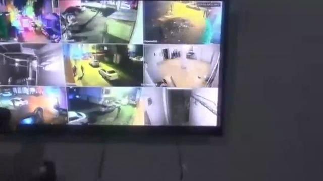 Sokağı izlemek i&ccedil;in d&ouml;rt bir yana kameralar dizmişler! Avcılar da uyuşturucu operasyonunda ortaya &ccedil;ıktı 3