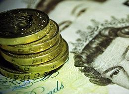 Bankacılık devinden sterlin uyarısı