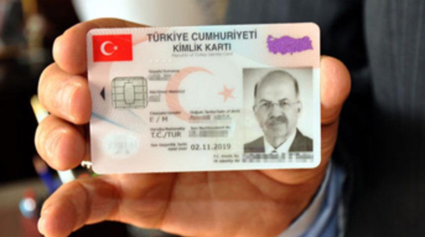 Yeni kimlikler pasaport yerine kullanılacak
