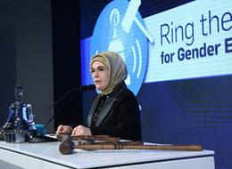 Borsada gong kadın erkek eşitliği için çaldı