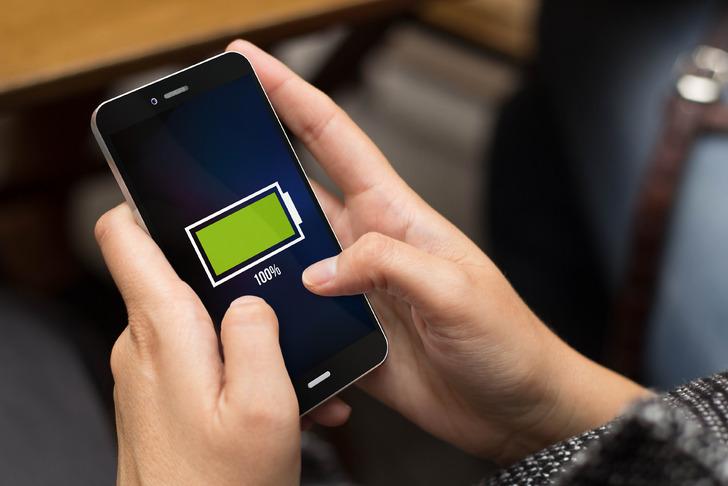 Şarj aletlerinizi çöpe atmaya hazır olun! Telefonunuzun şarjı '50 yıl' gidebilir G1