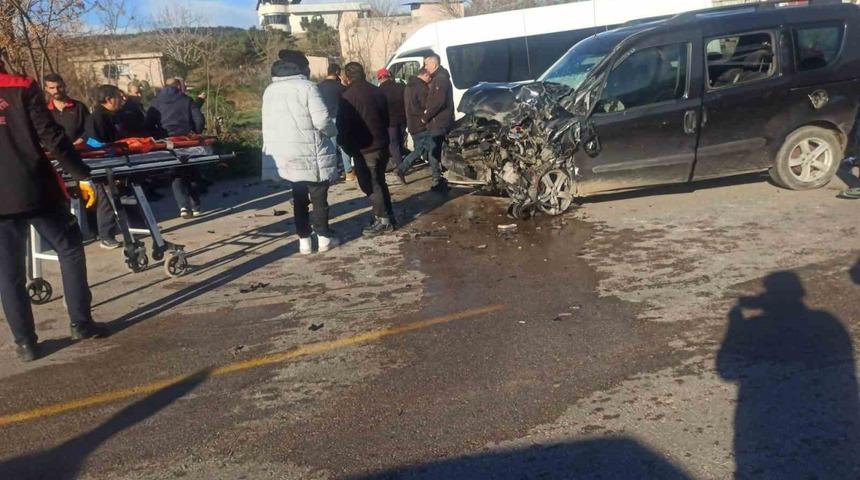 Osmaniye&rsquo;de 7 kişinin yaralandığı kaza kamerada