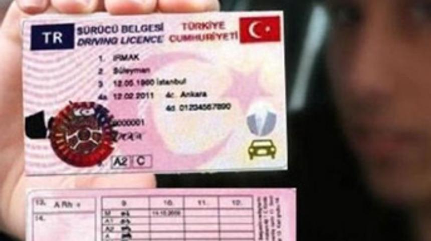 Ehliyeti değiştirmek için 5 yıl süre