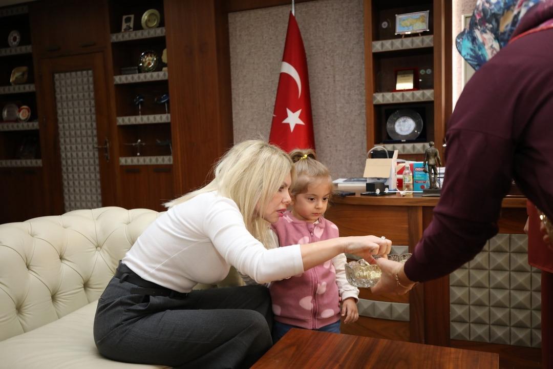 T&uuml;rkiye&rsquo;nin ikinci rahim nakliyle doğan bebeği kimdir? 3 yaşını ge&ccedil;ti! 1