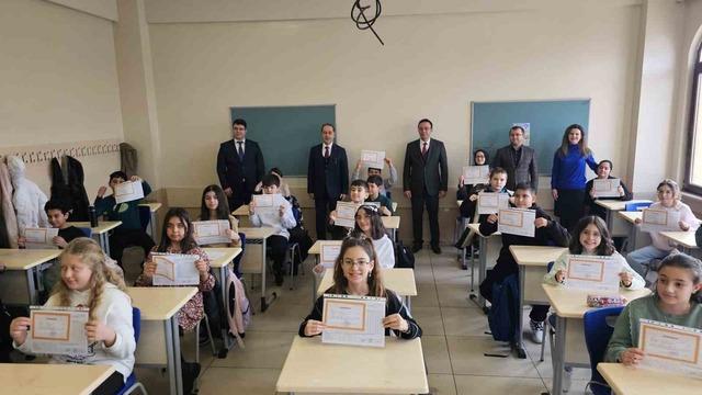 Bandırma’da 28 bin öğrenci yarıyıl tatiline girdi