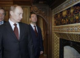 Panama Belgeleri: Putin'in yakın çevresi 'kara para aklıyor'