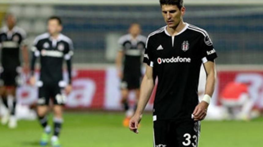 Beşiktaş'a bir darbe de borsadan
