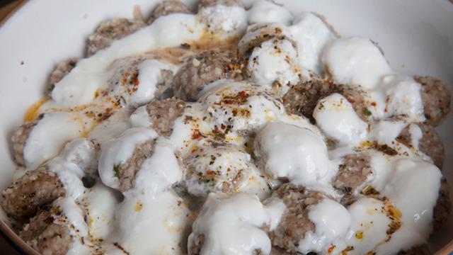 Bir Kahramanmaraşlı gibi sulu sömelek köfte yapmak mümkün mü?
