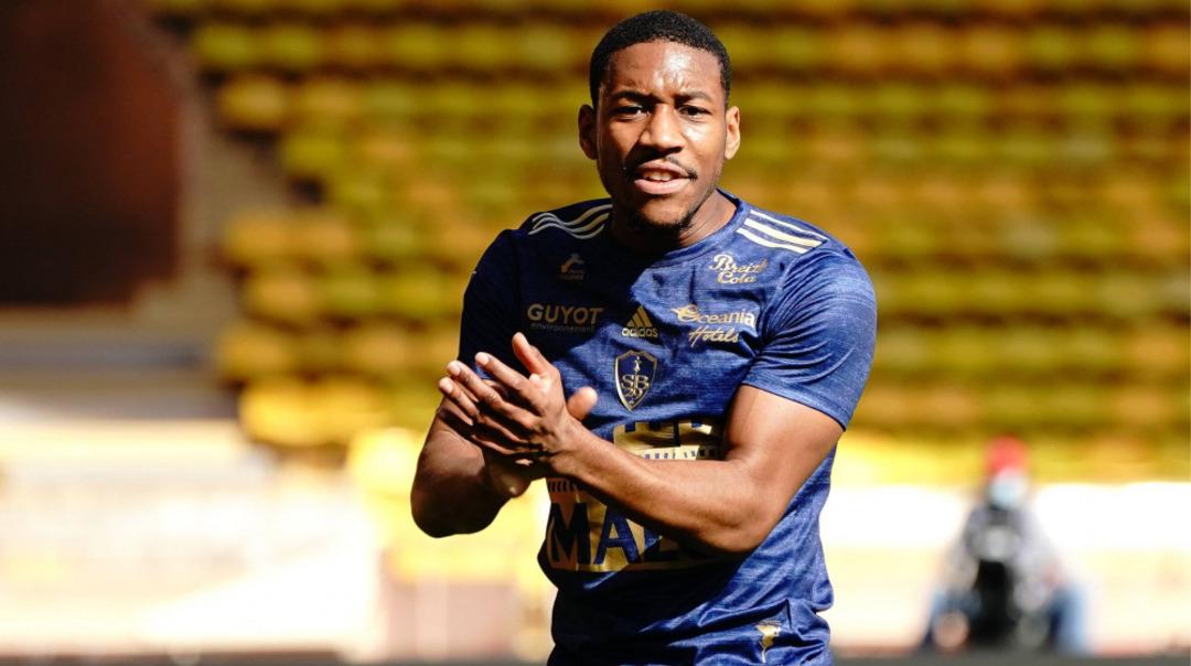 S&uuml;per Lig ekibine imza atmak i&ccedil;in gelmişti! Yeni transfer şehirden ka&ccedil;tı 2