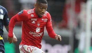 S&uuml;per Lig ekibine imza atmak i&ccedil;in gelmişti! Yeni transfer şehirden ka&ccedil;tı