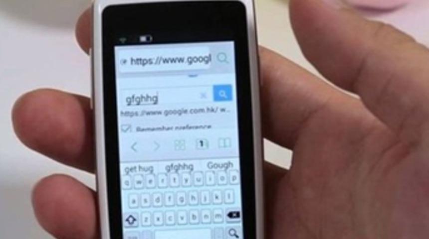 Dünyanın en küçük akıllı telefonu