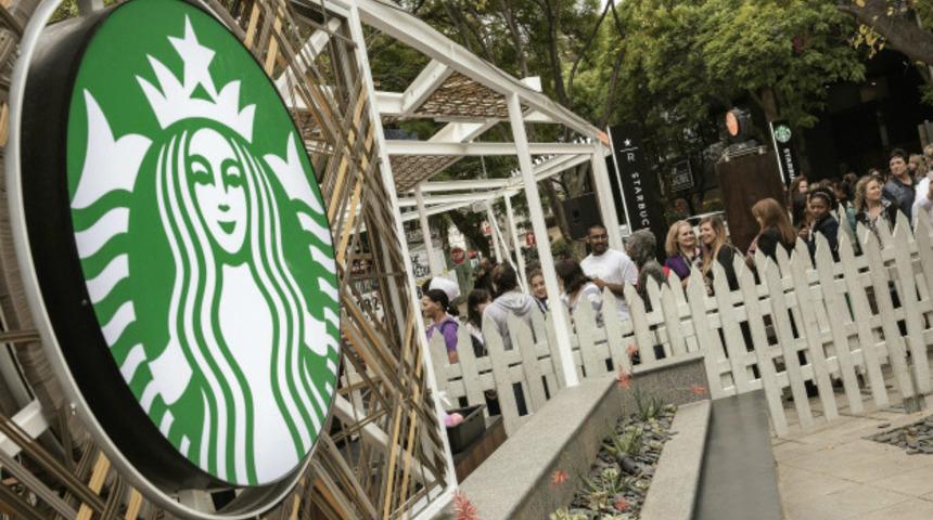 Güney Afrika'daki ilk Starbucks açıldı