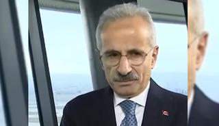 Bakan Uraloğlu canlı yayında rahatsızlandı! 