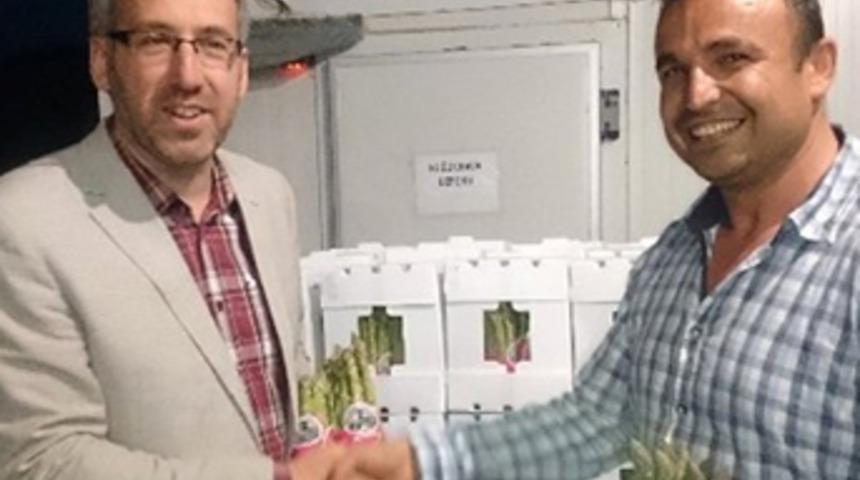 Sarıcaya'dan ilk kuşkonmaz ihracatını Hollanda'ya yapıldı