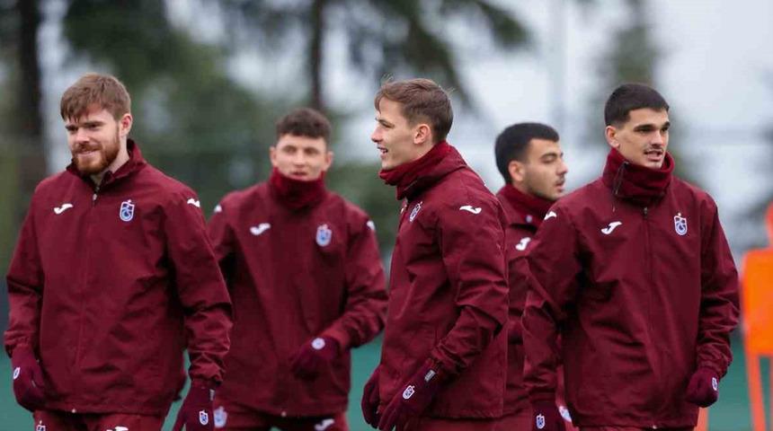 Trabzonspor, Kocaelispor ma&ccedil;ı hazırlıklarını s&uuml;rd&uuml;r&uuml;yor