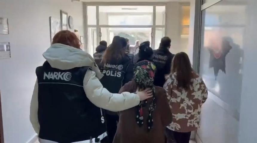 Kırklareli merkez ve L&uuml;leburgaz&rsquo;da uyuşturucu operasyonu: 5 tutuklama