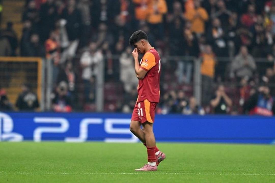 Galatasaray a sakatlardan k&ouml;t&uuml; haber geldi! Yıldız isim 4 hafta yok 2