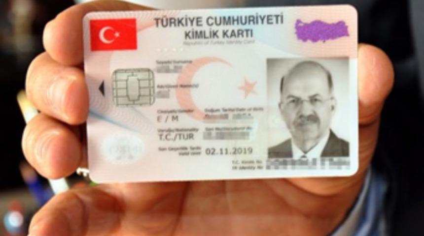 Yeni kimlik kartlarına e-imza yüklemek isteyen yıllık kira ödeyecek