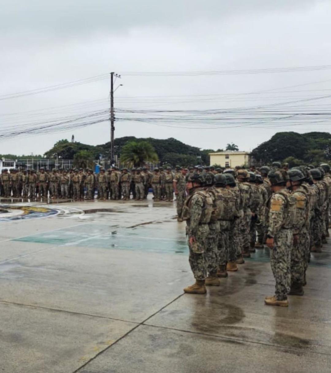 Ekvador&rsquo;da organize su&ccedil;la m&uuml;cadelede 10 bin askerle "B&uuml;t&uuml;nc&uuml;l H&uuml;cum" operasyonu 2