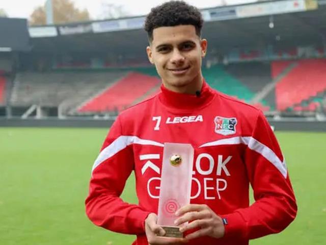 Samsunspor, Elayis Tavşan'ı renklerine kattı