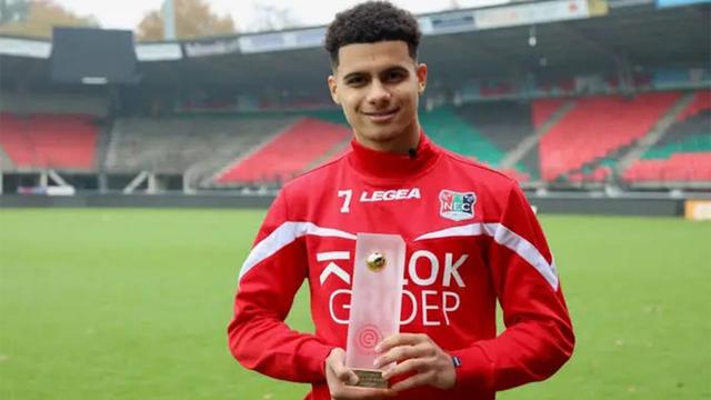 Samsunspor, Elayis Tavşan'ı renklerine kattı