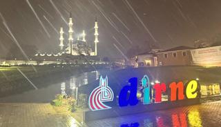 Edirne'de kar yağışı etkili oldu
