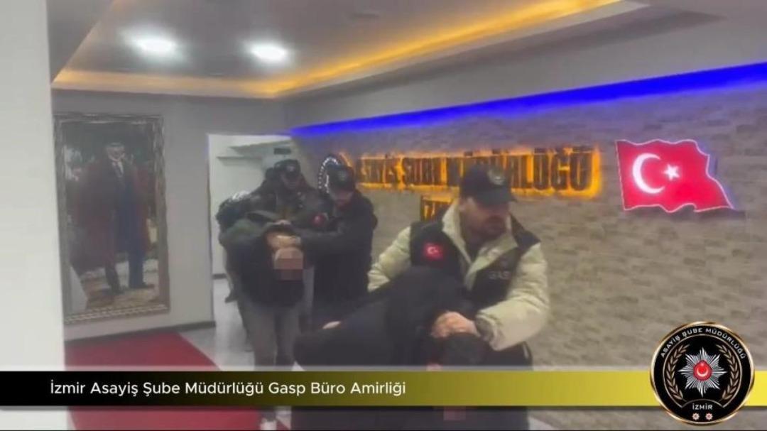 İzmir&rsquo;de para nakil aracını soyan &ccedil;ete &ccedil;&ouml;kertildi: 9 ş&uuml;pheli tutuklandı 3