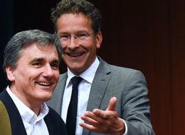 AB'den Atina'ya: 2018'e kadar kemer sıkın borcu hafifletelim