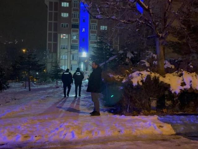 Y&uuml;rek yakan haber: Karnesinde zayıf olan &ouml;ğrenci intihar etti