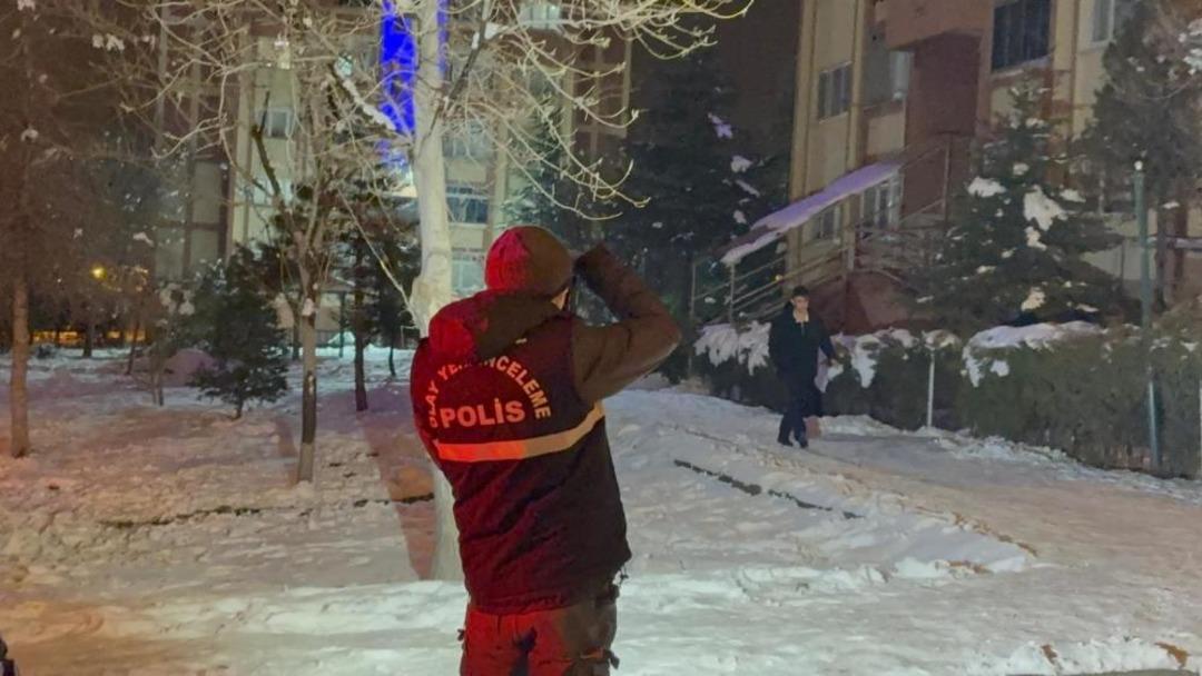 Kayseri den y&uuml;rek yakan haber: Karnesinde zayıf olan lise &ouml;ğrencisi intihar etti 3