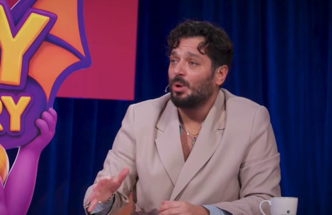 Trump a babalık davası a&ccedil;an Necla &Ouml;zmen Hayrettin e &ccedil;ıktı!    Kan testine gerek yok, y&uuml;zde 99 kızı   3