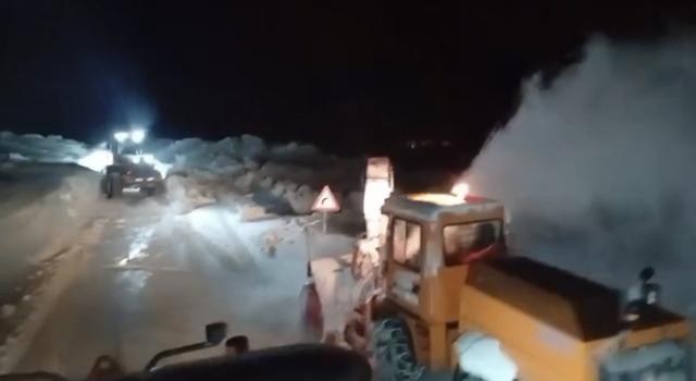 Ağrı-Kağızman kara yolu ulaşıma a&ccedil;ıldı 1