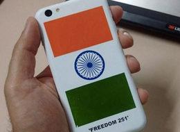 10 TL'lik akıllı telefon raflardaki yerini alıyor