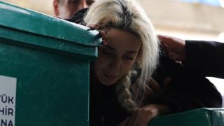 Son dakika: Acılı anne g&uuml;&ccedil;l&uuml;kle ayakta durdu: Onları kimseye bırakmam